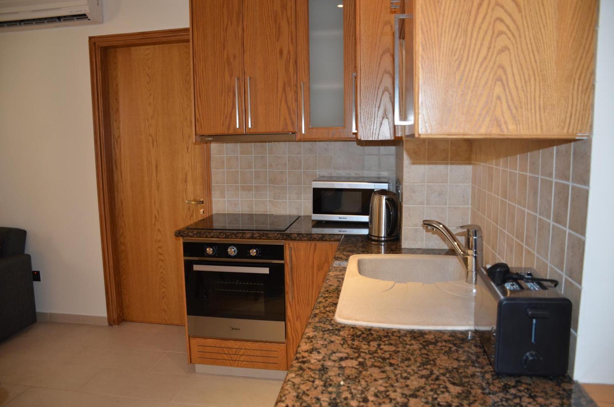 2 Bedroom Apartment, Zygos Centre Block D - By Imh Travel & Tours Πάφος Εξωτερικό φωτογραφία
